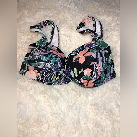 Venus Floral Bikini Top with Multicolor Design size Small - Picture 2 of 11